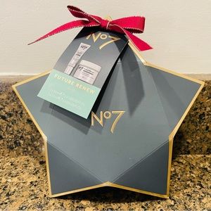No7 Future Renew Duo gift set - Damage Reversal night cream + serum 🌕